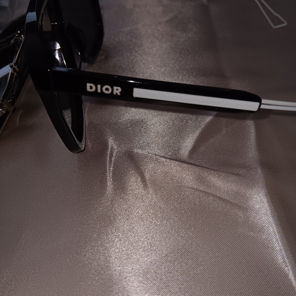 Dior Black Sunglasses - Picture 2 of 6